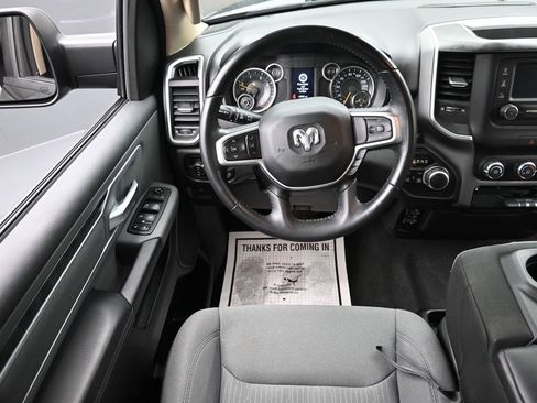 Used 2020 RAM 1500 Big Horn AWD/4WD image 12