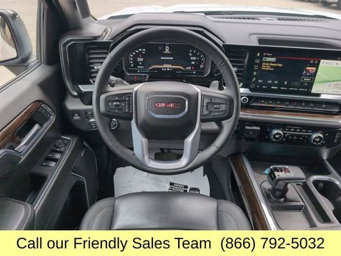 Used 2024 GMC Sierra 1500 Elevation w/ Elevation Premium Package image 13