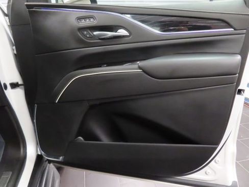 Used 2021 Cadillac Escalade Sport w/ Driver Assist Tech Package image 11