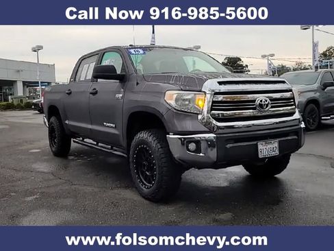 Used 2016 Toyota Tundra SR5 image 2