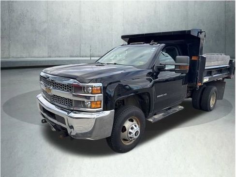 Used 2019 Chevrolet Silverado 3500 W/T w/ WT Convenience Package AWD/4WD image 1