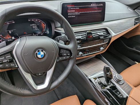 Used 2022 BMW 540i xDrive w/ Convenience Package image 15