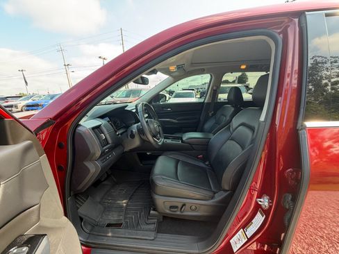 Used 2022 Nissan Pathfinder SL w/ SL Premium Package FWD image 27