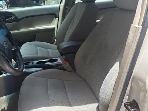 Used 2012 Ford Fusion SE FWD image 4