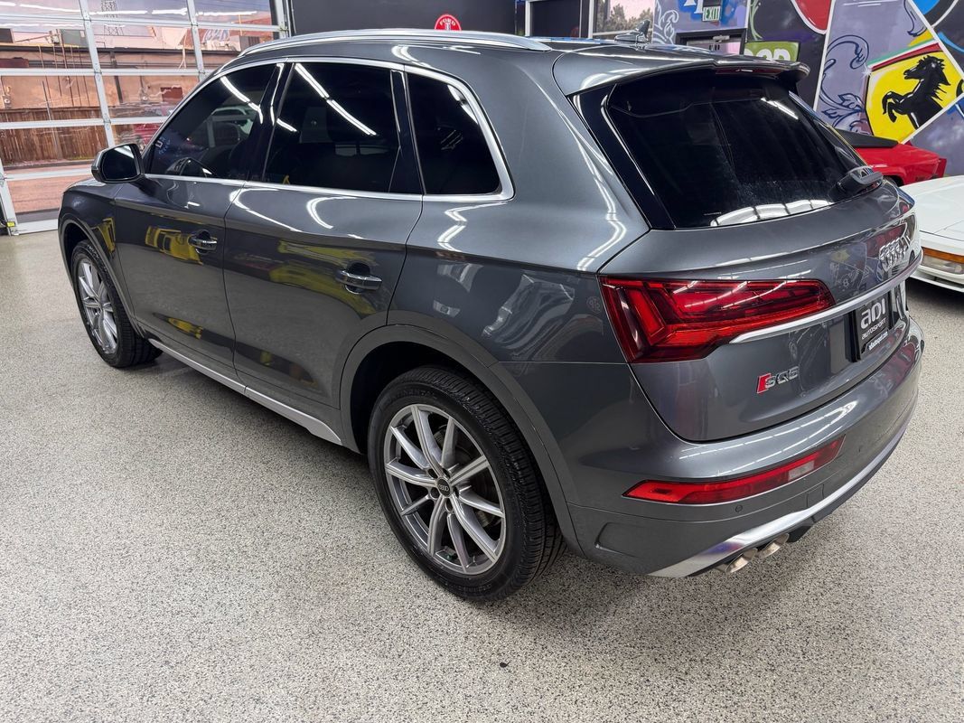 Used 2021 Audi SQ5 Premium Plus w/ Premium Plus Package AWD/4WD image 3