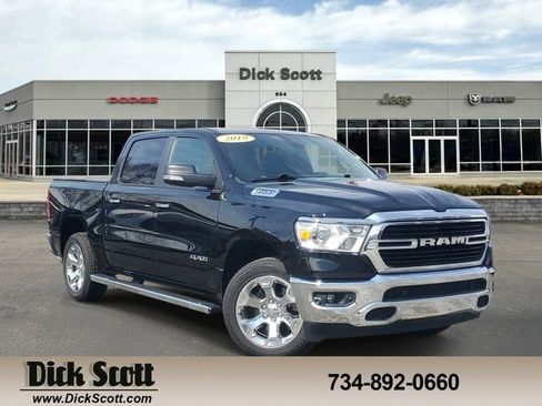 Used 2019 RAM 1500 Big Horn image 1