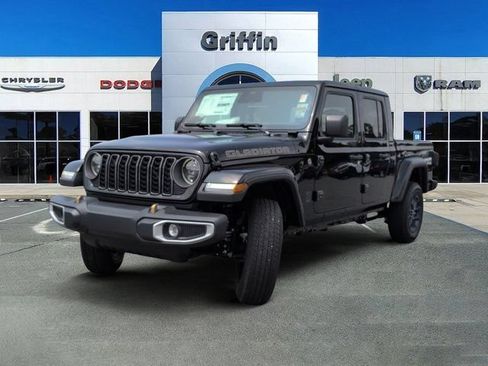 New 2026 Jeep Gladiator Mojave AWD/4WD image 11
