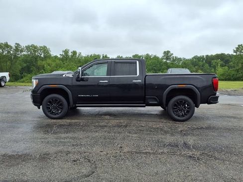 Used 2021 GMC Sierra 2500 Denali w/ Denali Black Diamond Edition AWD/4WD image 11