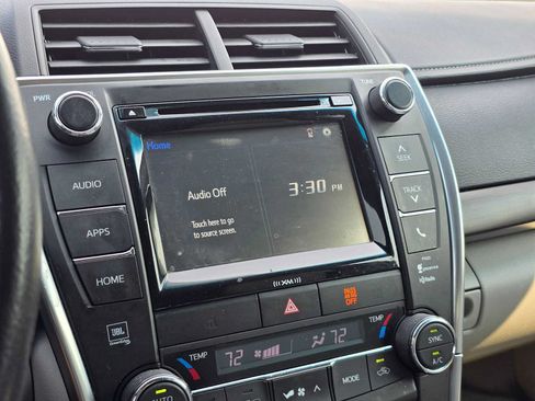 Used 2017 Toyota Camry XLE w/ Convenience Package FWD image 26