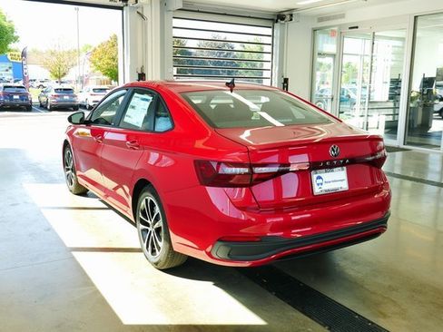 New 2025 Volkswagen Jetta Sport image 4