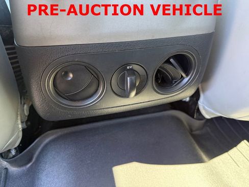 Used 2006 Lincoln Mark LT 4x4 image 16