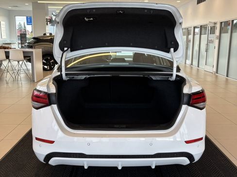 Certified 2023 Nissan Sentra SV image 10