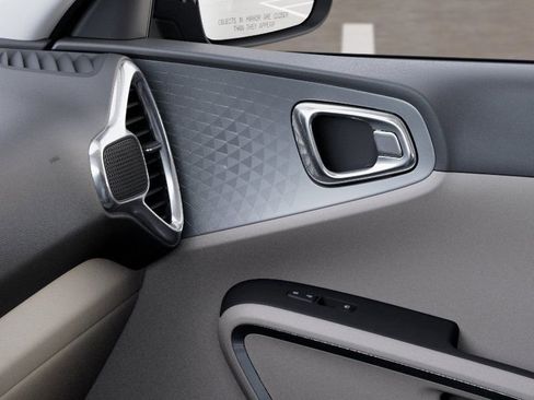 New 2025 Kia Soul LX image 26