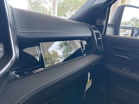 New 2026 RAM 2500 Limited image 10