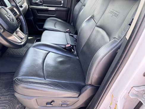 Used 2016 RAM 2500 Laramie w/ Convenience Group AWD/4WD image 9