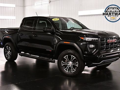 Used 2024 GMC Canyon AT4 AWD/4WD image 1
