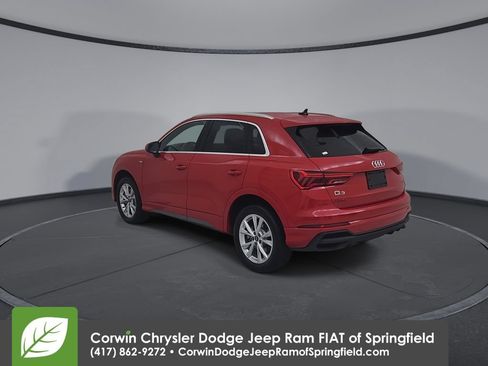 Used 2025 Audi Q3 2.0T Premium AWD/4WD image 11