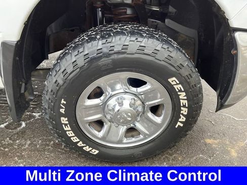 Used 2016 RAM 2500 SLT image 36