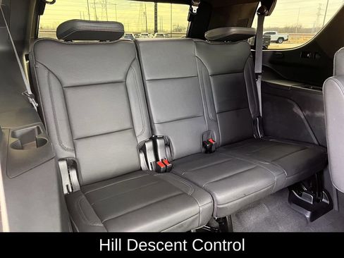 Used 2023 Chevrolet Tahoe High Country image 35