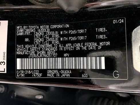 Certified 2024 Toyota 4Runner TRD Off-Road Premium AWD/4WD image 44