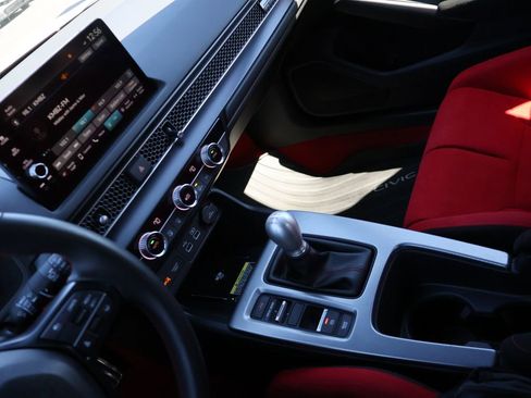 Certified 2024 Honda Civic Type R image 20