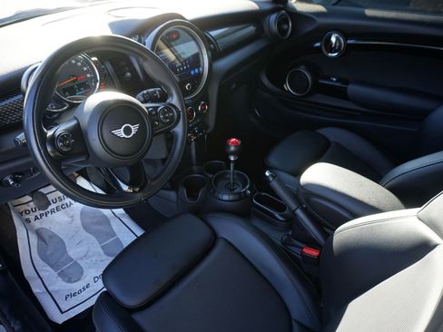 Used 2015 MINI Cooper S image 18