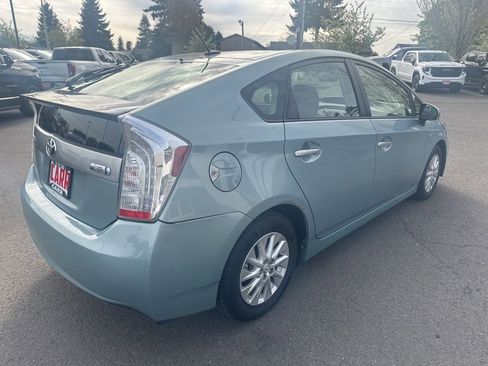 Used 2014 Toyota Prius Prime Plug-In Hybrid image 4