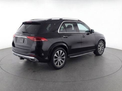 Used 2024 Mercedes-Benz GLC 300 4MATIC image 9