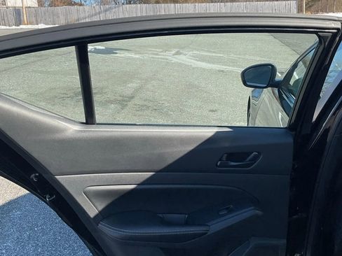 Used 2024 Nissan Altima 2.5 SV image 33