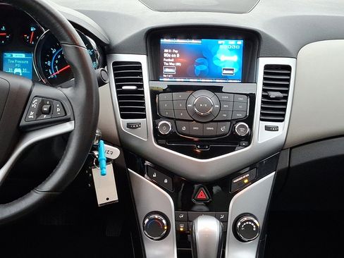 Used 2014 Chevrolet Cruze LT w/ All-Star Edition image 16