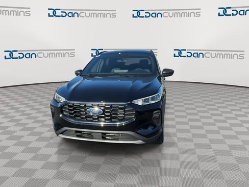 New 2026 Ford Escape ST-Line w/ Tech Pack #1 AWD/4WD image 3