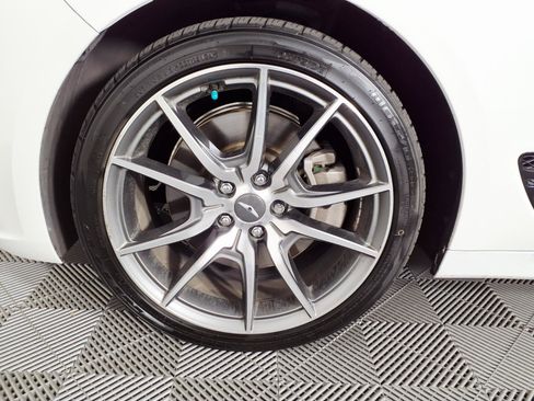 Certified 2022 Genesis G70 3.3T RWD image 7