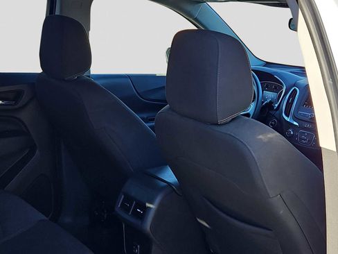 Used 2023 Chevrolet Equinox LT image 16