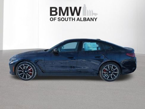 New 2026 BMW 430i xDrive w/ M Sport Package AWD/4WD image 3