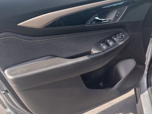 Used 2025 Chevrolet TrailBlazer ACTIV w/ Driver Confidence Package image 46