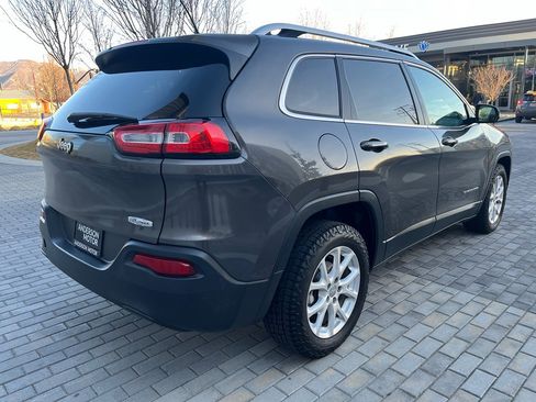 Used 2014 Jeep Cherokee Latitude image 7