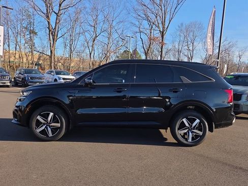 Used 2021 Kia Sorento EX image 2