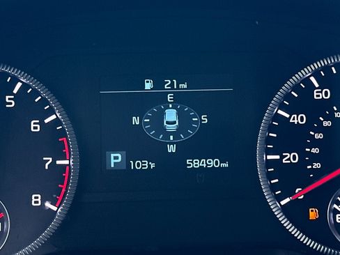 Used 2022 Kia Telluride EX w/ EX Premium Package FWD image 25