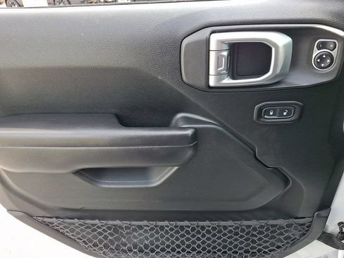 Used 2020 Jeep Wrangler Unlimited Sport S AWD/4WD image 12