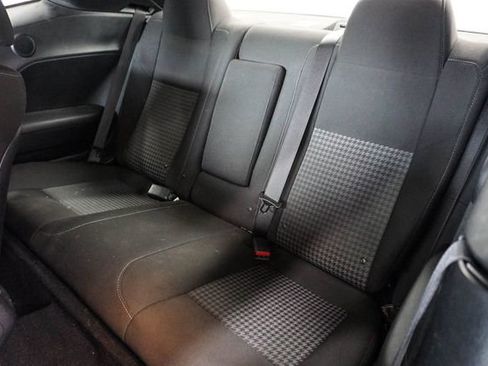 Used 2022 Dodge Challenger R/T image 10