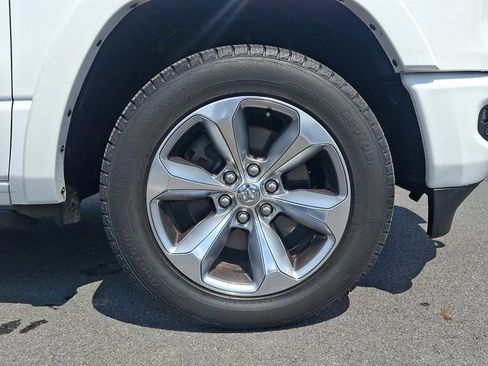 Used 2020 RAM 1500 Limited w/ Body Color Bumper Group AWD/4WD image 8