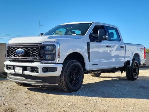 New 2026 Ford F250 XL w/ STX Appearance Package AWD/4WD image 5