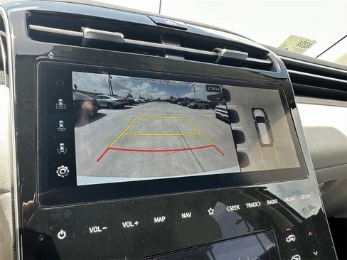 Used 2024 Hyundai Tucson Limited image 12