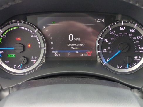 New 2026 Toyota Highlander XLE image 14