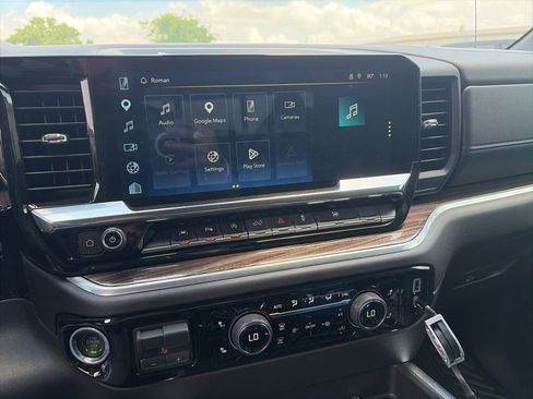 Used 2026 Chevrolet Silverado 1500 LT w/ Texas Edition Plus AWD/4WD image 13