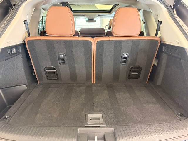 Used 2024 Acura MDX w/ Technology Package AWD/4WD image 24