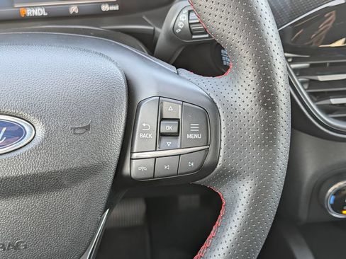 Certified 2025 Ford Escape ST-Line FWD image 19