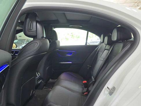 Used 2024 Mercedes-Benz C 300 Sedan image 16