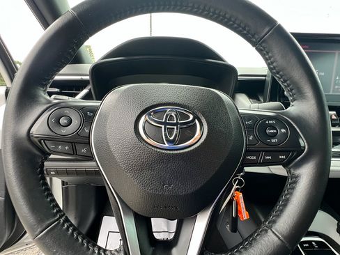 Used 2022 Toyota Corolla SE FWD image 29