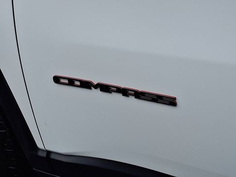 Certified 2022 Jeep Compass Trailhawk w/ Trailhawk Elite Group image 30